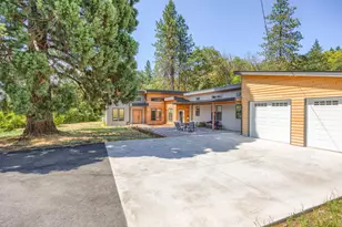 4235 Highland Ave, Grants Pass, OR 97526 - Photo 40