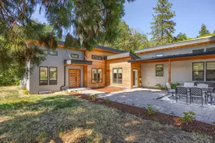4235 Highland Ave, Grants Pass, OR 97526 - Photo 52