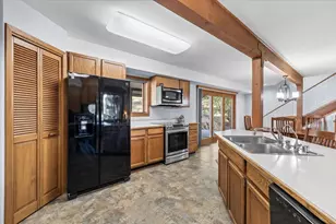 2267 Old Military Rd, Central Point, OR 97502 - Photo 16