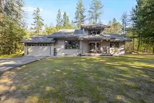 2267 Old Military Rd, Central Point, OR 97502 - Photo 4