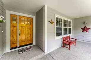 2317 SE Overland Dr, Grants Pass, OR 97527 - Photo 4