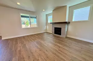 61417 SE Daybreak Ct, Bend, OR 97702 - Photo 6