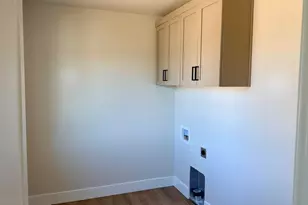 61430 SE Daybreak Ct, Bend, OR 97702 - Photo 12