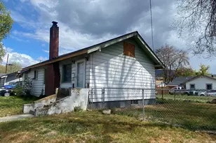 825 Martin St, Klamath Falls, OR 97601 - Photo 4
