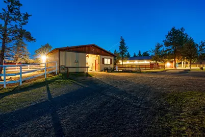 67500 Harrington Loop, Bend, OR 97703 - Photo 24