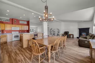 67500 Harrington Loop, Bend, OR 97703 - Photo 12