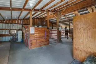 67500 Harrington Loop, Bend, OR 97703 - Photo 38