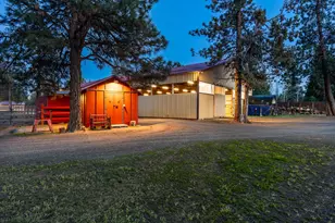67500 Harrington Loop, Bend, OR 97703 - Photo 34