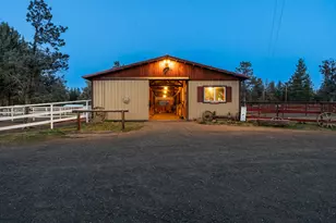 67500 Harrington Loop, Bend, OR 97703 - Photo 28