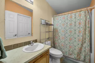 67500 Harrington Loop, Bend, OR 97703 - Photo 22