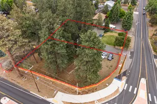 61984 Pettigrew Rd, Bend, OR 97702 - Photo 2