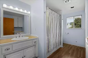 847 NW 5th St, Grants Pass, OR 97526 - Photo 24