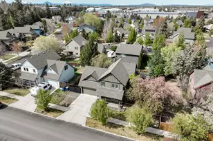 1494 NE Rumgay Ln, Bend, OR 97701 - Photo 2