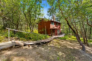 1610 Jumpoff Joe Creek Rd, Grants Pass, OR 97526 - Photo 32