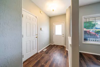 3036 Gary Drive, Medford, OR 97504 - Photo 6
