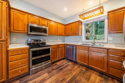 3036 Gary Drive, Medford, OR 97504 - Photo 10