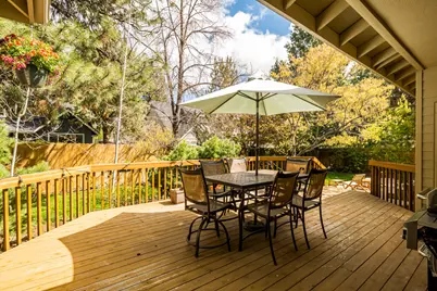 800 SE Shadowood Drive, Bend, OR 97702 - Photo 38