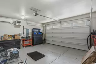 20546 Aberdeen Ct, Bend, OR 97702 - Photo 26