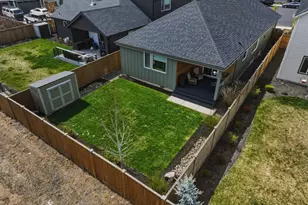 20546 Aberdeen Ct, Bend, OR 97702 - Photo 32