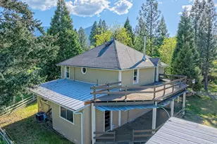 2401 E Fork Rd, Williams, OR 97544 - Photo 2