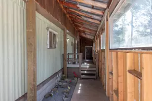 15886 Wright Ave, La Pine, OR 97739 - Photo 6