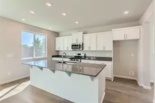 63205 NE Carly Ln, Bend, OR 97701 - Photo 6