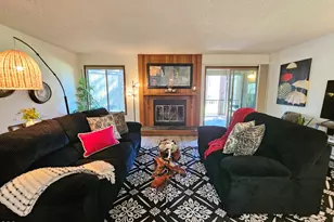 821 E Desperado Trail, Sisters, OR 97759 - Photo 4