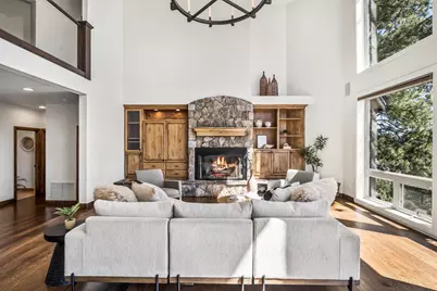 61015 River Bluff Trail, Bend, OR 97702 - Photo 16