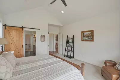 19250 Innes Market Road, Bend, OR 97703 - Photo 12