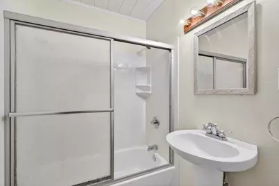1635 NE Beacon Drive, Grants Pass, OR 97526 - Photo 32