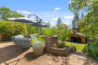 151 Hornet Lane, Grants Pass, OR 97527 - Photo 32