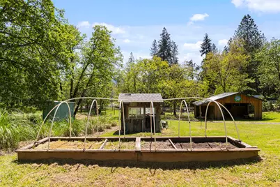 151 Hornet Lane, Grants Pass, OR 97527 - Photo 36