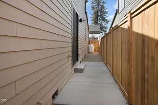 1035 W Linda Ave, Sisters, OR 97759 - Photo 38