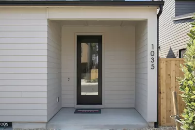 1035 W Linda Avenue #Lot 38, Sisters, OR 97759 - Photo 2