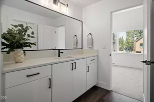 1035 W Linda Ave, Sisters, OR 97759 - Photo 30
