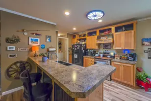 537 Thompson Creek Rd, Jacksonville, OR 97530 - Photo 14