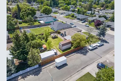 3090 Cheltenham Way, Medford, OR 97504 - Photo 36
