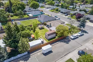 3090 Cheltenham Wy, Medford, OR 97504 - Photo 36