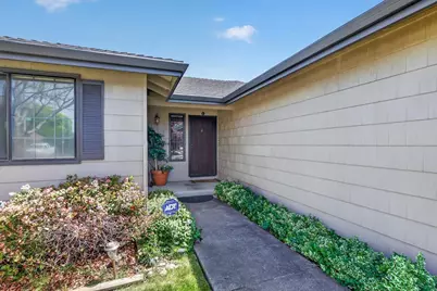 3090 Cheltenham Way, Medford, OR 97504 - Photo 6