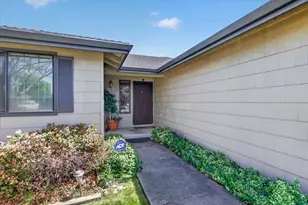 3090 Cheltenham Wy, Medford, OR 97504 - Photo 6