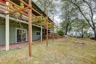 1015 Palima Dr, Eagle Point, OR 97524 - Photo 56