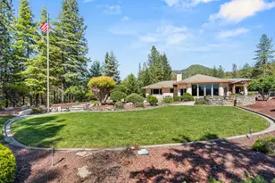 727 Earhart Rd, Rogue River, OR 97537 - Photo 8