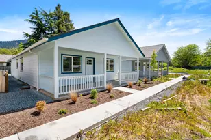 1407 Fruitdale Dr, Grants Pass, OR 97527 - Photo 6