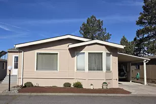 1001 SE 15th St, Bend, OR 97702 - Photo 2