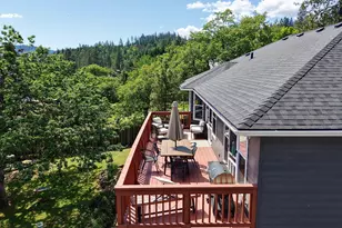 381 Pinetop Terrace, Shady Cove, OR 97539 - Photo 38