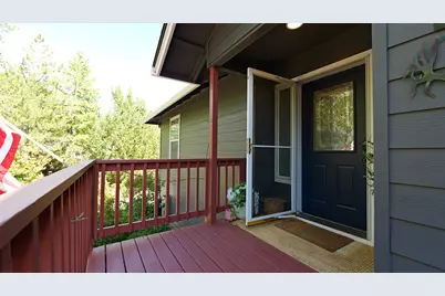 381 Pinetop Terrace, Shady Cove, OR 97539 - Photo 6