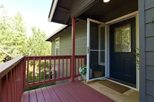 381 Pinetop Terrace, Shady Cove, OR 97539 - Photo 6