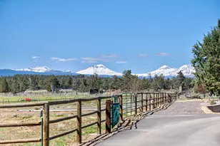66355 Barr Rd, Bend, OR 97703 - Photo 52