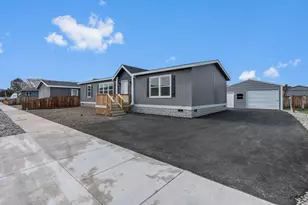 1252 NW Western Sky Rd, Prineville, OR 97754 - Photo 4