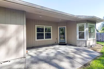 2737 SW Trinity Way, Grants Pass, OR 97527 - Photo 30